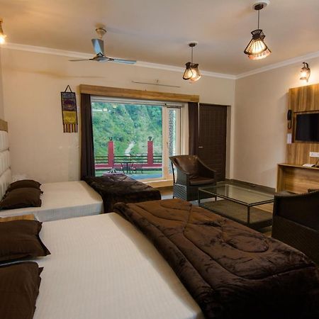 Sahastradhara Riverresort Деградун Екстер'єр фото