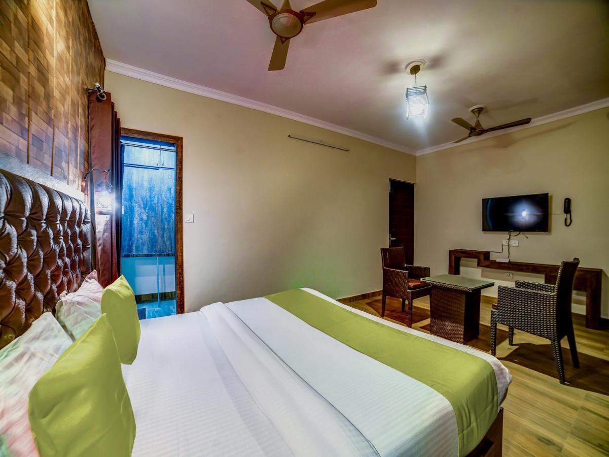Sahastradhara Riverresort Деградун Екстер'єр фото