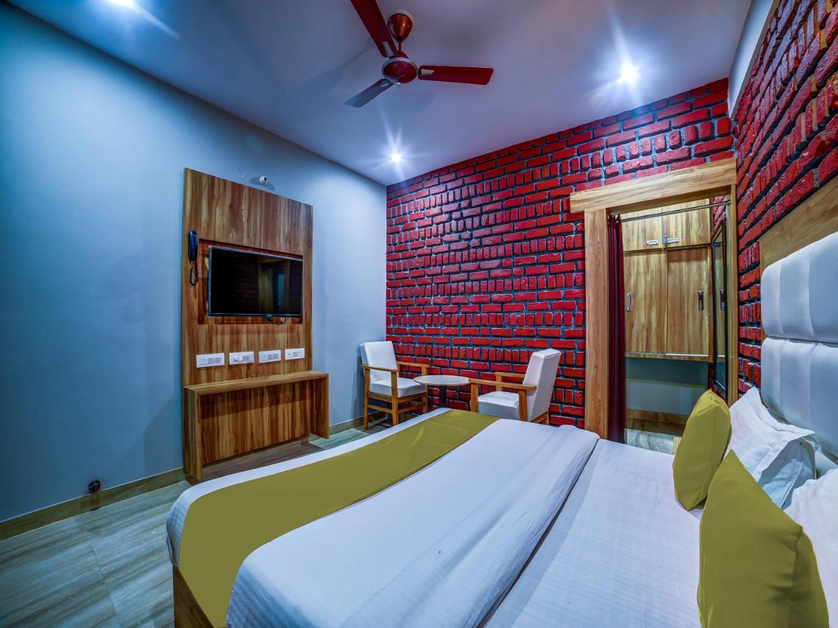 Sahastradhara Riverresort Деградун Екстер'єр фото